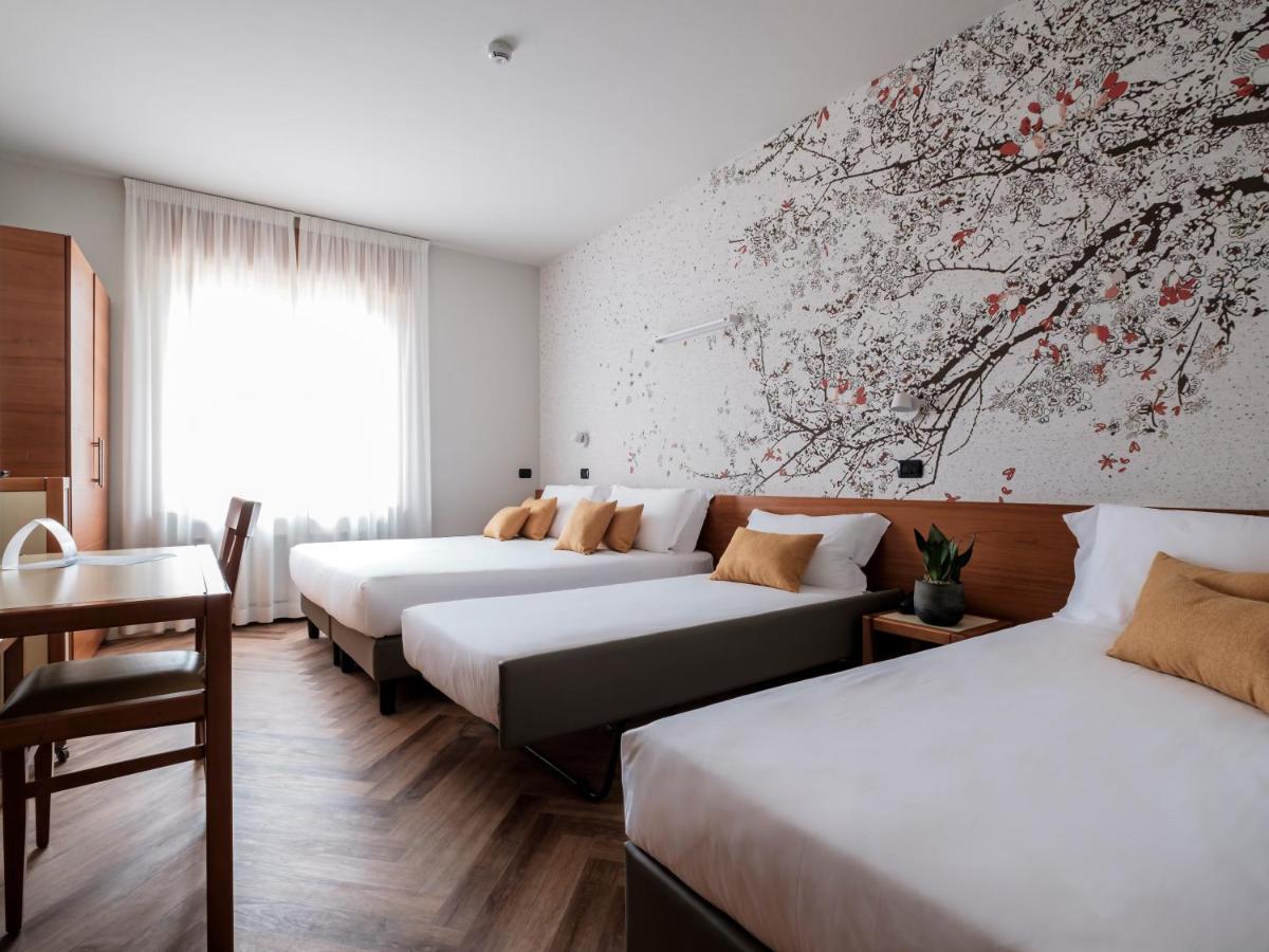 Hotel Lory Forlì Esterno foto