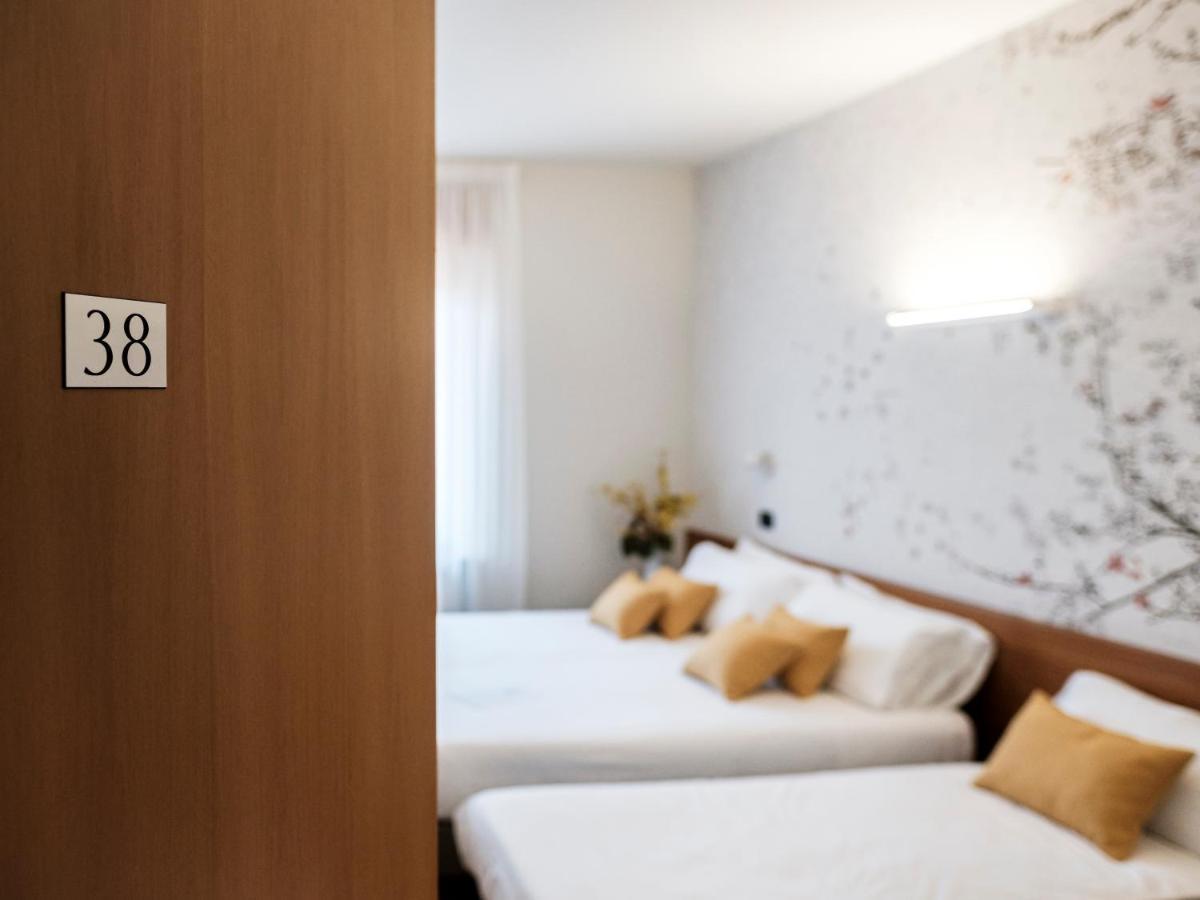 Hotel Lory Forlì Esterno foto